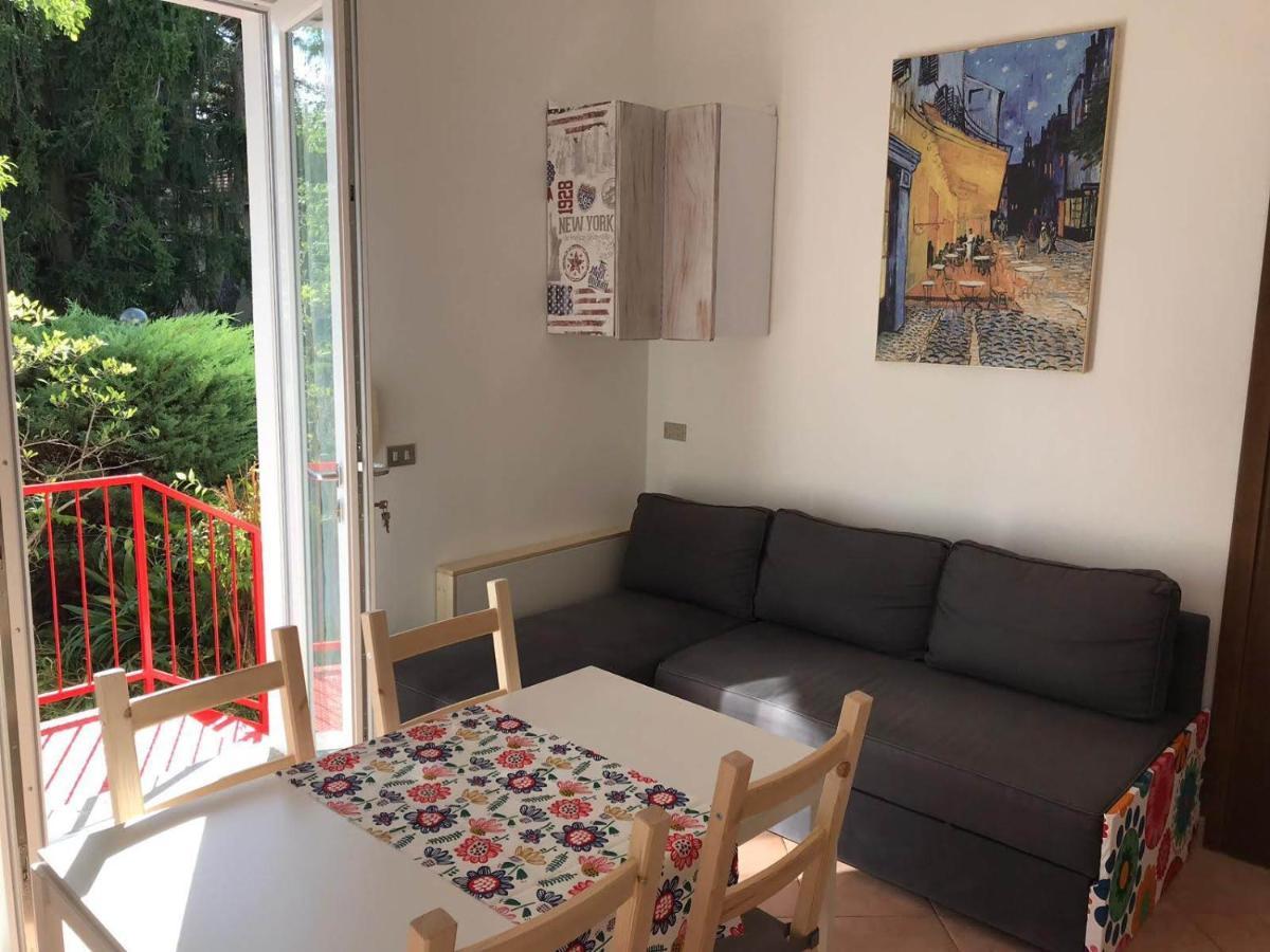 Aria Di Casa B&B Cantù Dış mekan fotoğraf