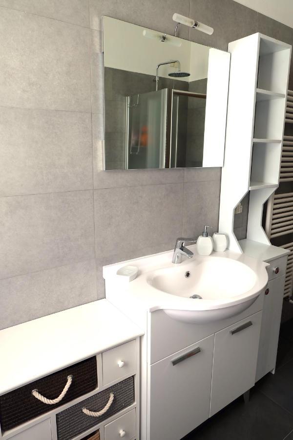 Aria Di Casa B&B Cantù Dış mekan fotoğraf